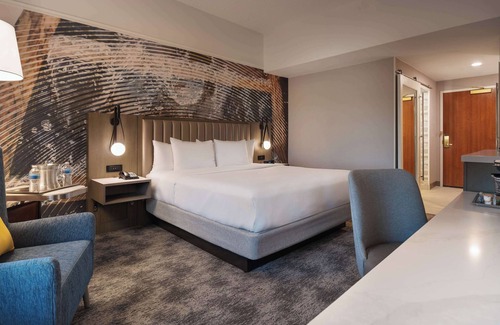 Downtown Hotel | Hilton Lexington/Downtown