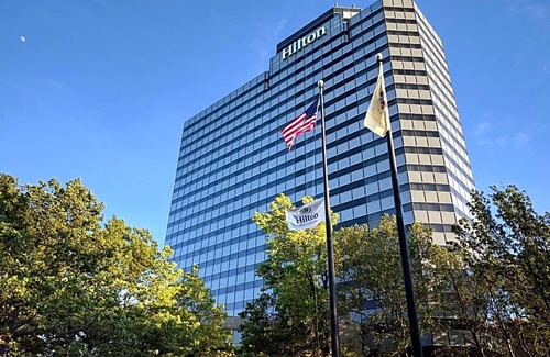 East Rutherford Hotel | Hilton Meadowlands