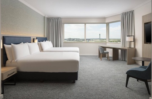Tremblay-les-Gonesse Hotel | Hilton Paris Charles de Gaulle Airport