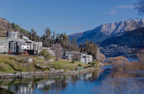 Kelvin Heights Resort | Hilton Queenstown Resort & Spa