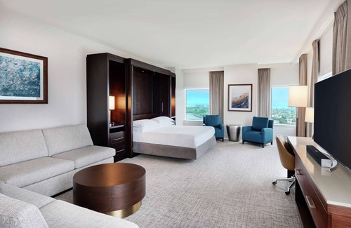 Marina District Hotel | Hilton San Diego Bayfront
