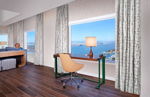 Marina District Hotel | Hilton San Diego Bayfront