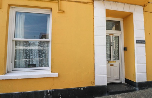 Tenby Cottage | Hilton Snug