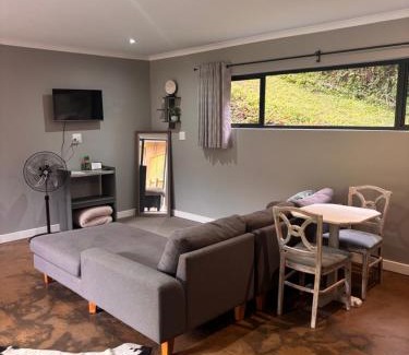 Hilton House | Hilton Splendour 1