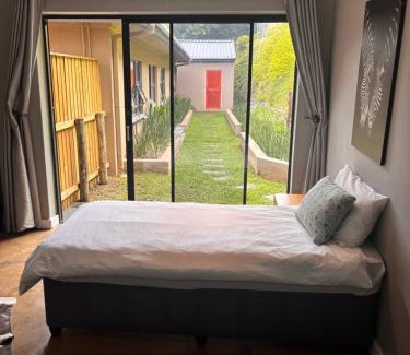 Hilton House | Hilton Splendour 1
