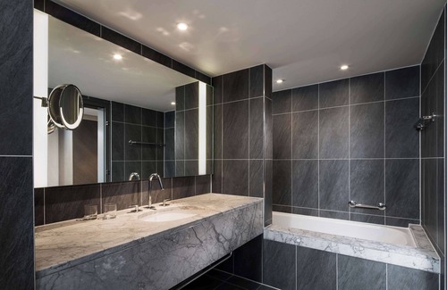 Innere Stadt Hotel | Hilton Vienna Plaza