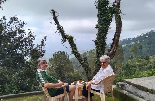 Majkhali House | Himalaya View