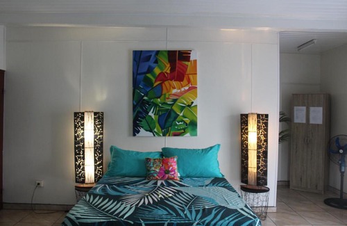 Papeete Bed & Breakfast | HIME LODGE