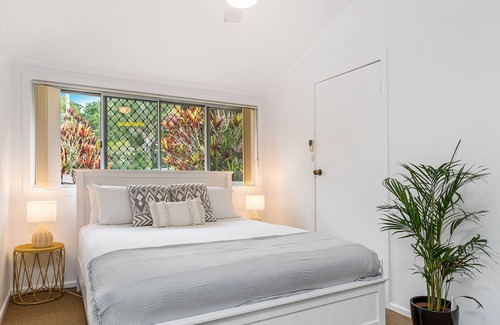 Burringbar House | HINTERLAND OASIS