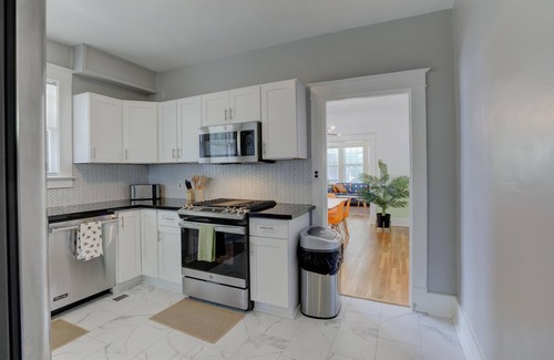 Cooper-Young Historic District House | Hip Cooper Young Gem with Game Room - Walk to Food, Coffee, Bars & Liberty Bowl