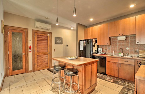 Woodbridge Condo | Hip Midtown Detroit Hub, Walk to Woodward Ave