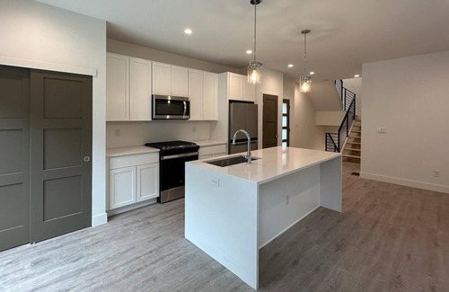 Arvada Plaza Area House | Hip Old Town Arvada Pad