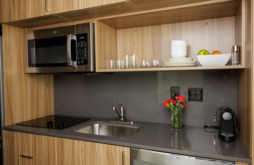 Park City Condo | Hip Ski In/Out Hotel Room at Canyons Village