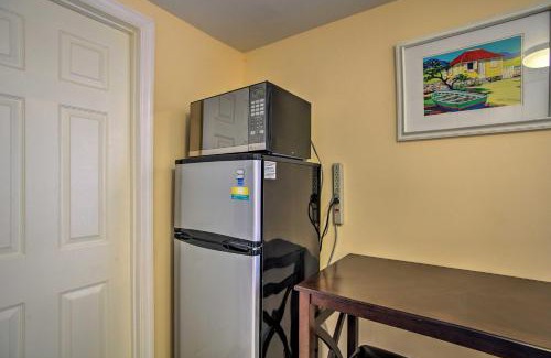 Harbor Village Apartment | Hip Studio with Patio 1 Mi to Pompano Beach Pier