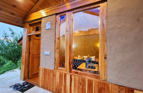 Banjar Cottage | Hipostel Cottages Laida