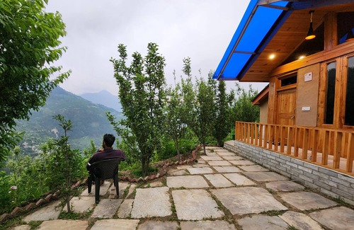 Banjar Cottage | Hipostel Cottages Laida