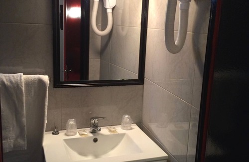 Quartier de la Roquette Hotel | Hipotel Paris Voltaire Bastille