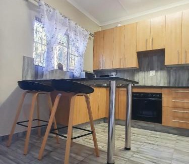 Lephalale Bed & Breakfast | Hippo's Rest