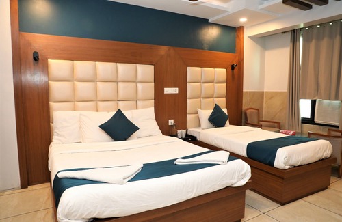 Sarita Vihar Hotel | HIRA PALACE