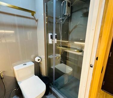 San Antonio Apartment | Hiraya Manawari Suite at Air Residences