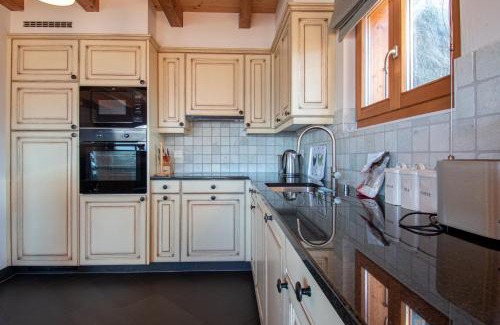 Veysonnaz Ski Chalet | Hirondelle JACUZZI & LUXURY chalet 12 pers by Alpvision Résidences