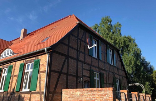 Hof Redentin Apartment | Hirschaue - Redentin manor house
