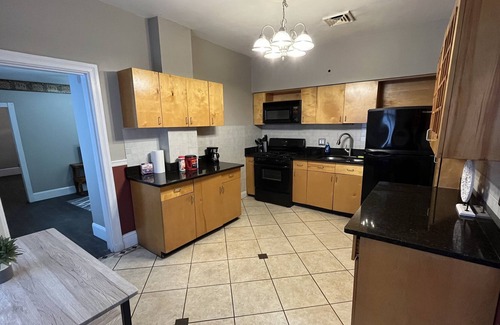 The Hill House | Historic 1 BR Home on The Hill! Near Bar K Dog Park / Restaurant!