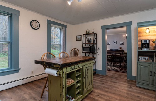 Chester Depot Other | Historic 150-year-old farmhouse, Jacuzzi included