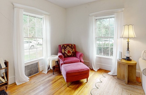 Montpelier House | Historic 1860s farmhouse & back house with a large yard, washer/dryer, & deck