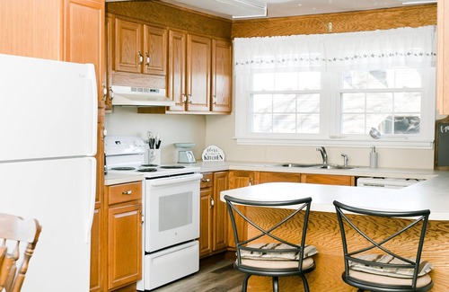 Casar House | Historic 1880 Farmhouse with Modern Southern Charm