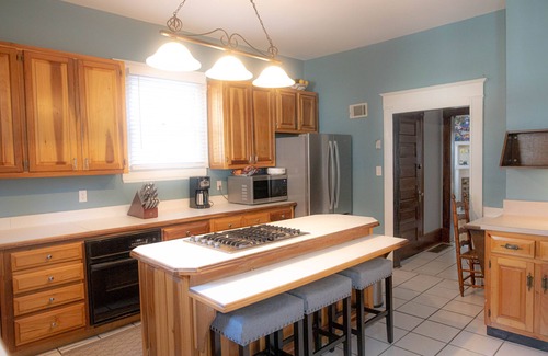 West End House | Historic 1920's 2200+ sq ft. home nesselted inside ATL’s West side belt line.
