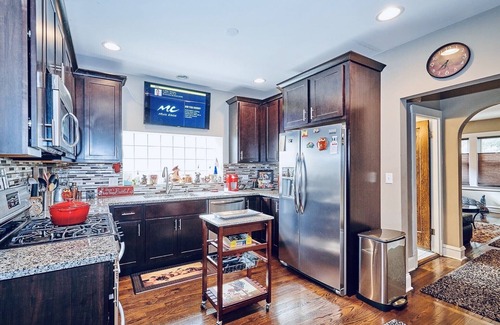 Hermosa House | Historic 1920s Private Bungalow Near Logan Square!