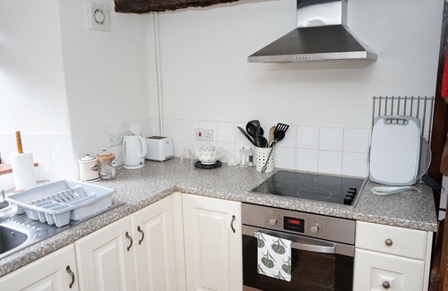 Shaftesbury House | Historic 2Bed - Traditional Countryside Retreat