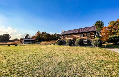 Gnaw Bone Cabin | Historic 3 bedroom cabin on 110 acres