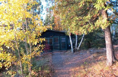 Presque Isle Cabin | Historic 3 bedroom, 2 bath, directly on a 3 lake chain! Rental Boats available!