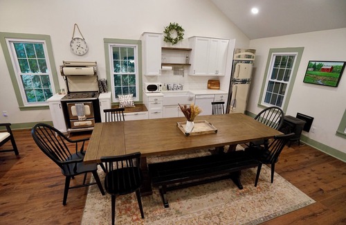 Bellville Other | Historic 5-Acre Farmhouse: Hot Tub, Fishing Pond, Bikes, Arcade, Pet-Friendly!