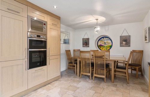 Whiteabbey House | HISTORIC 5 STAR SELF CATERING COACH HOUSE IN STUNNING LOCATION