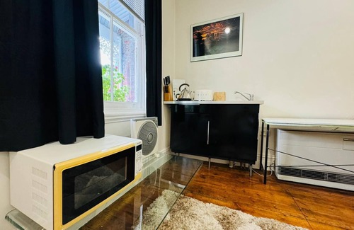 Albert Park House | Historic Albert Park Getaway - Experience Unique Melbourne