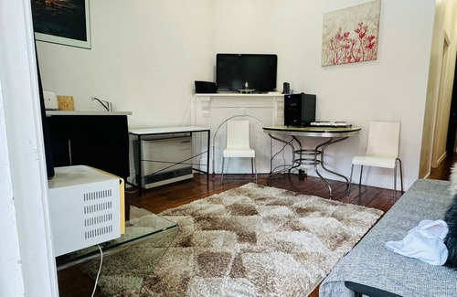 Albert Park House | Historic Albert Park Getaway - Experience Unique Melbourne