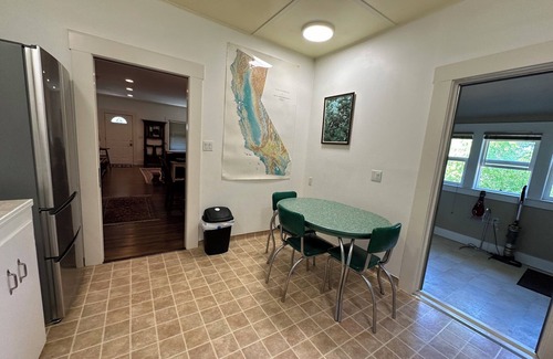 Auburn Apartment | Historic Auburn home split in two private units near downtown and American River