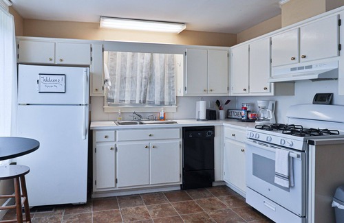 Fortson Apartment | Historic "Battle House" Apartment - Uptown Columbus