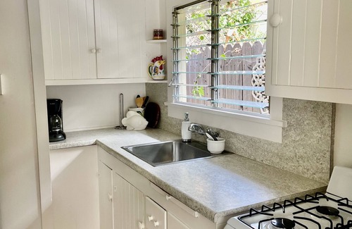 Diamond Crestview Cottage | Historic beach cottage in beautiful Laguna Beach