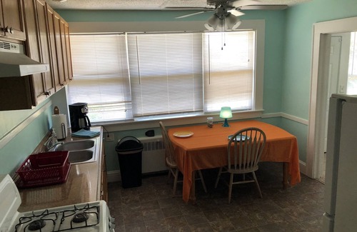 Willoughby Spit Cottage | Historic Beach Side Getaway - Pet Friendly, Wi-Fi, Just Steps to the Beach