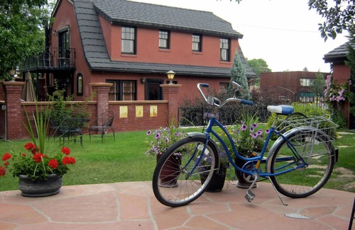 Cody Hotel | Historic Boutique Stay in Downtown Cody – Near Yellowstone & Cody Steakhouse