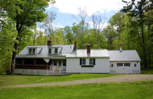 Sugar Hill House | Historic Butternut Cottage - First home of actress Bette Davis in Sugar Hill, NH