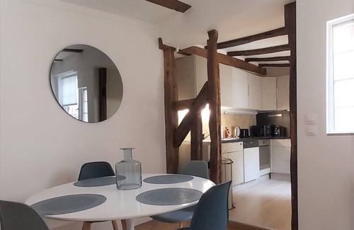 Old Town Apartment | Historic center Tours, comfort, charm 2/4 p