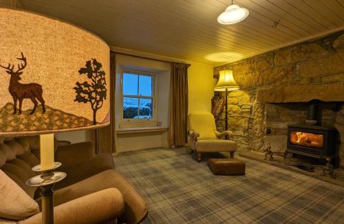 Dornoch House | Historic character cottage in central Dornoch