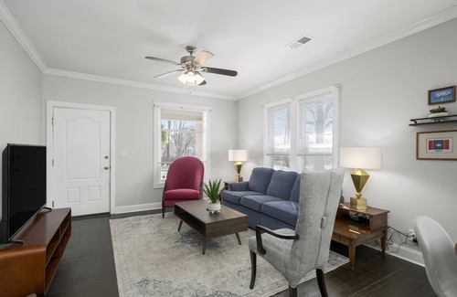 Tupelo House | Historic Charm Near Downtown Tupelo