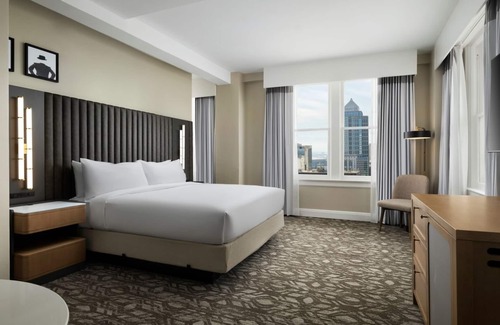 Downtown Tampa Hotel | Historic Charm with Modern Luxury! Experience Tampa