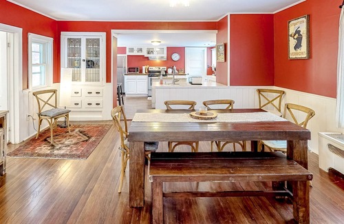 East Dorset House | Historic charmer with a private hot tub, firepit, washer/dryer - dog friendly